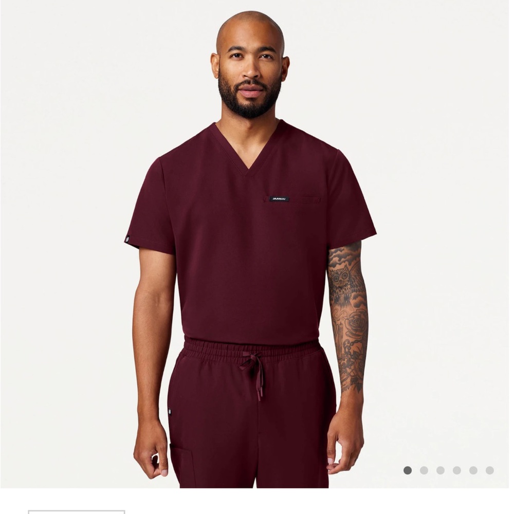 Jaanuu Romin 1 pocket scrub top
